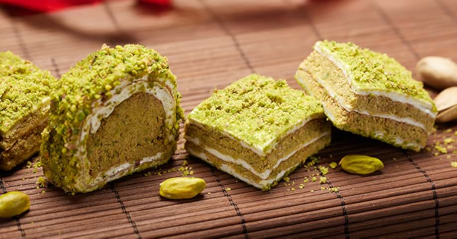 Alyan Egg Chocolate Dubai Style - Edibles